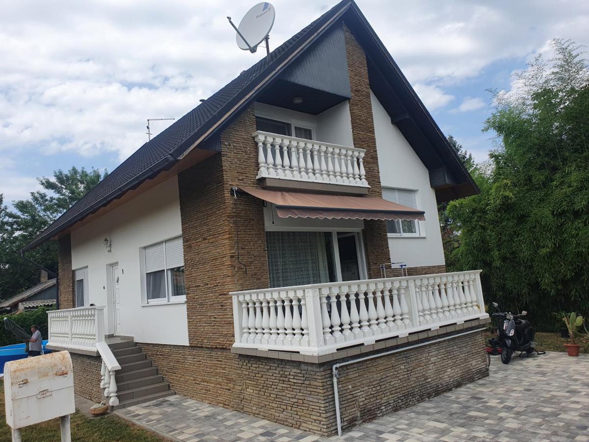 Wolf Vendeghaz Villa Balatonkeresztúr Екстериор снимка