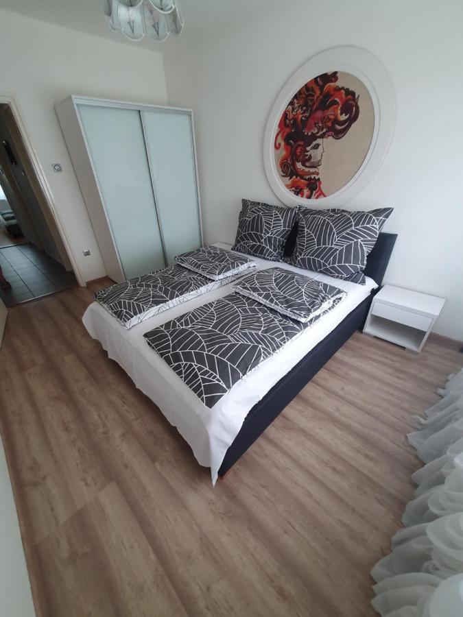 Wolf Vendeghaz Villa Balatonkeresztúr Екстериор снимка
